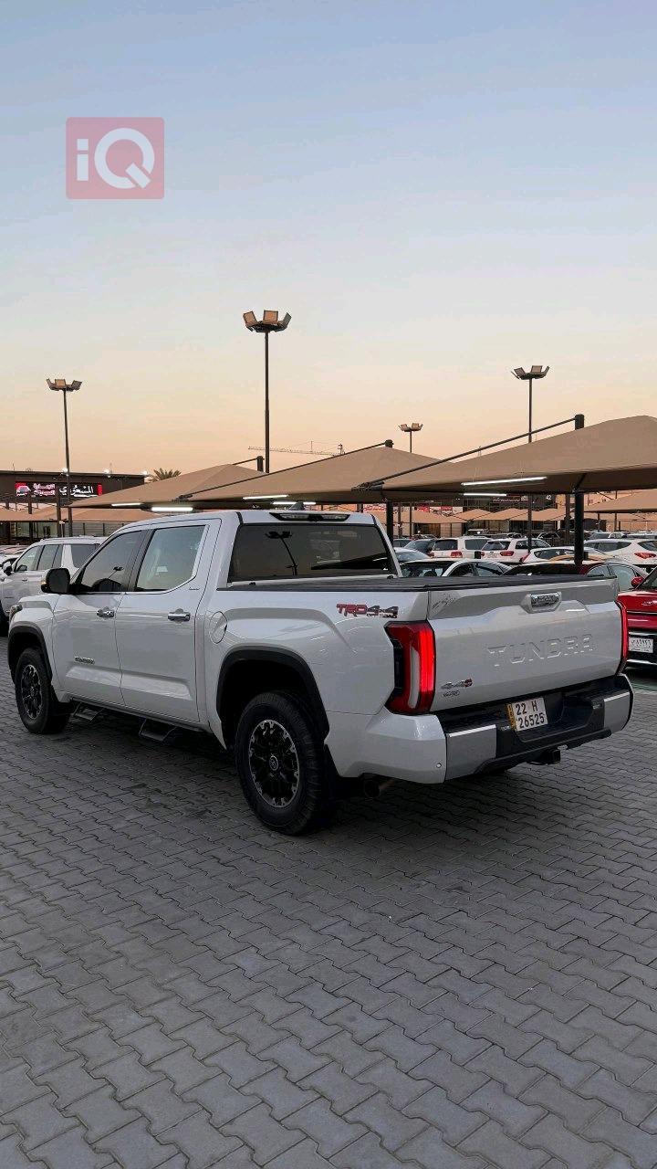 Toyota Tundra